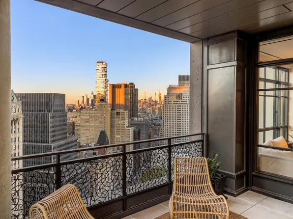 25 Park Row image 9 of 22