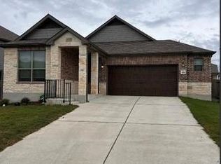 199 Kennicott Dr, Kyle, TX 78640