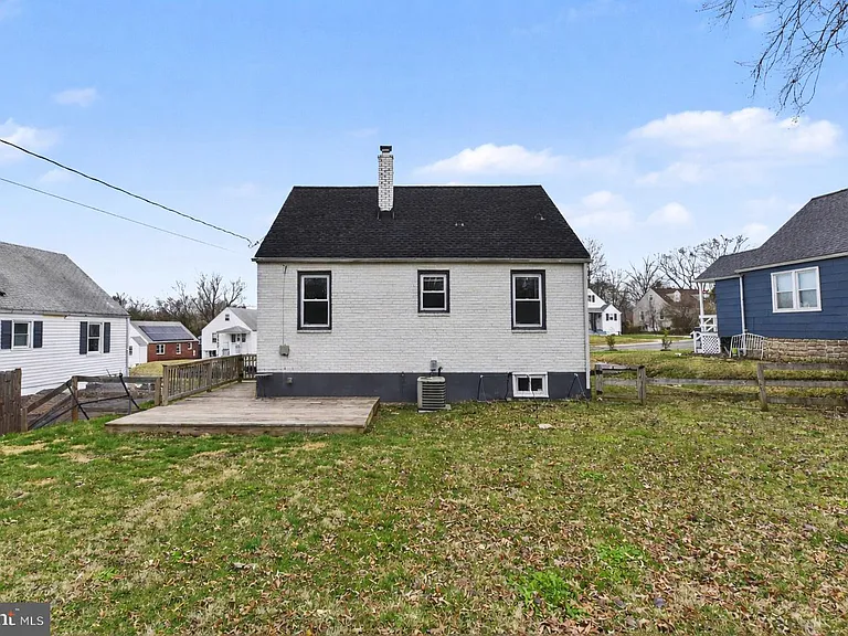 2507 Glencoe Rd — Photo 24