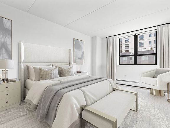 5th image of 220 Manhattan Ave APT 7K