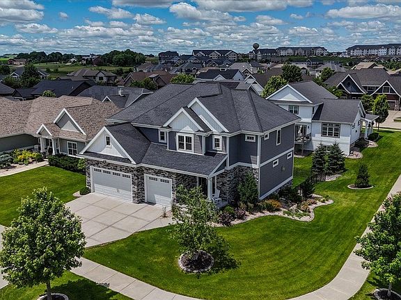 3rd image of 1105 Water Wheel Dr