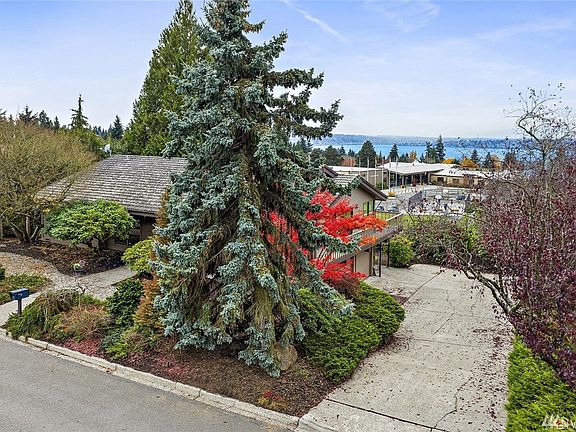 2nd image of 6319 113th Ave NE