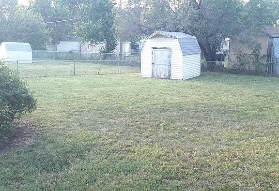 4th image of 1420 Bachtold Ave