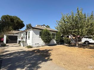 2609 Charleston Dr, Bakersfield, CA 93308