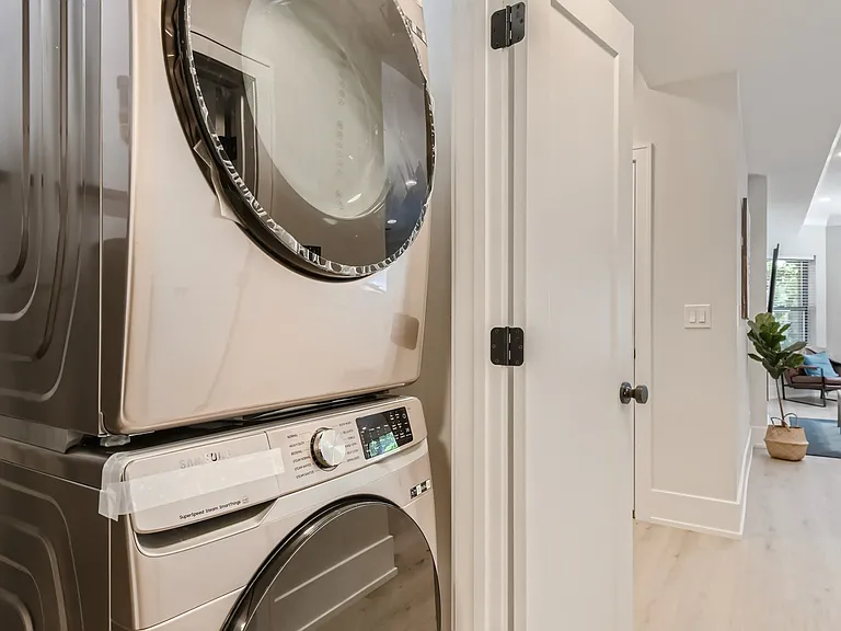 1420 W Winnemac Ave #3 — Photo 23