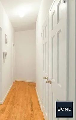 Rented by Bond New York | media 4