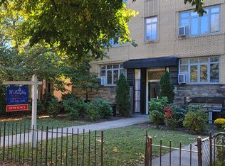 819 E Capitol St SE APT 101, Washington, DC 20003