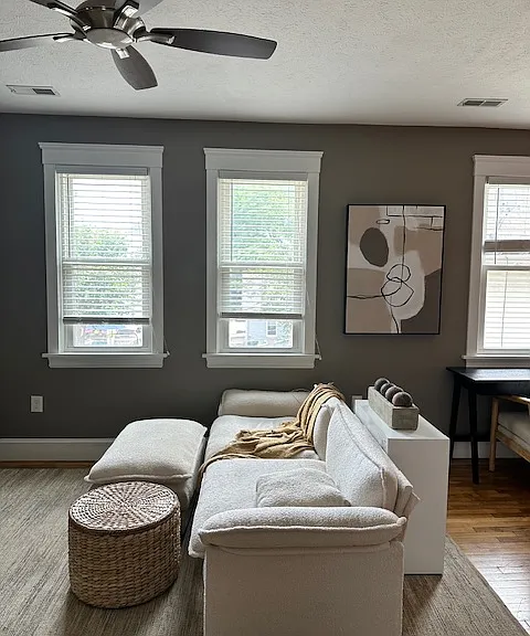 2438 Tremont Ave #4 — Photo 5