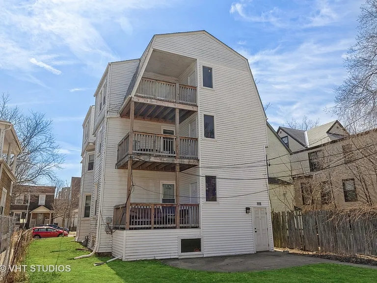 1119 Garnett Pl #3 — Photo 2