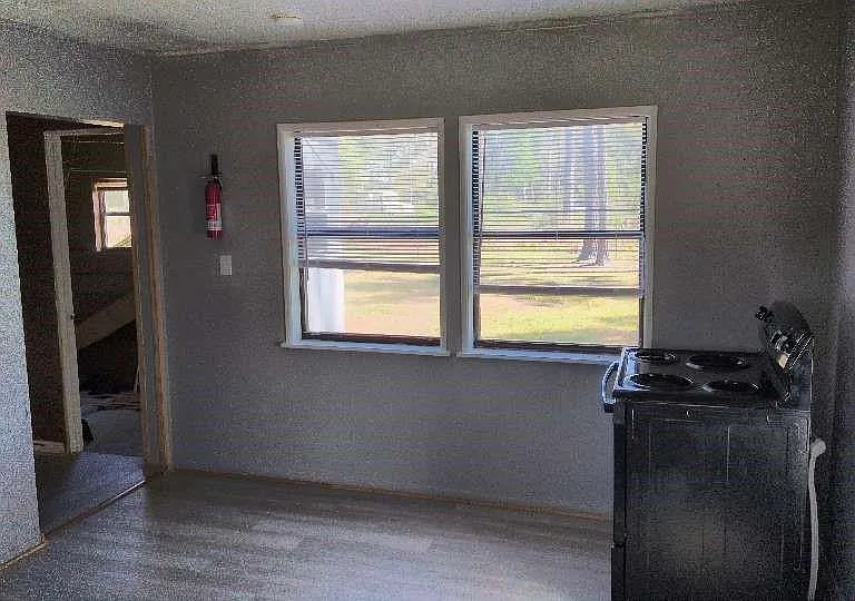 18397 Deer Glen West Dr — Photo 12