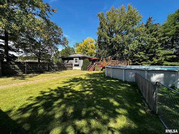 3rd image of 10458 N Puckett Ln