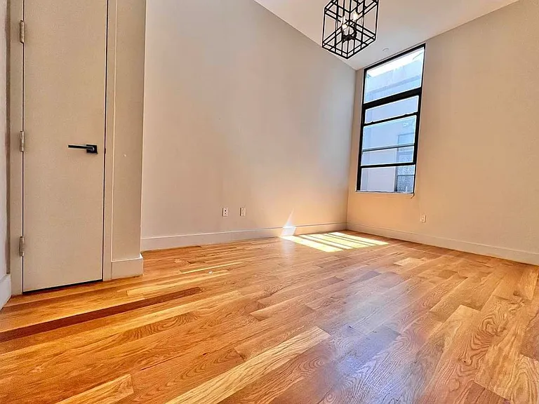 374 Kosciuszko St #4B — Photo 13
