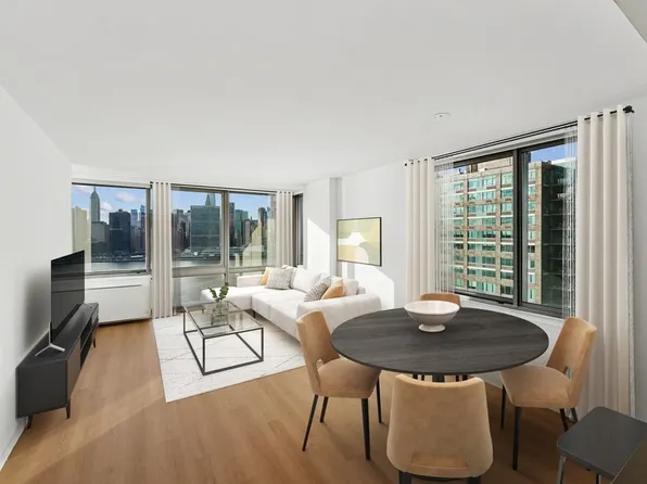 4-75 48th Avenue image 5 of 52