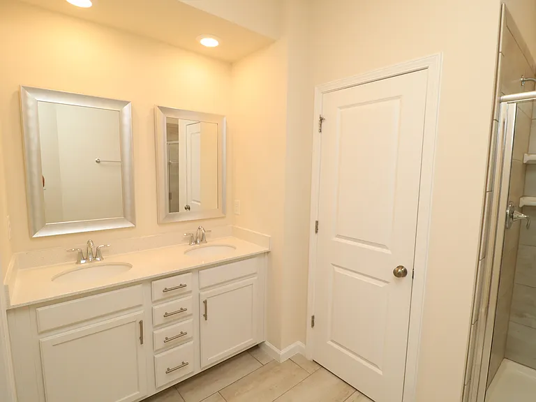 1105 Neighborly Way — Photo 26