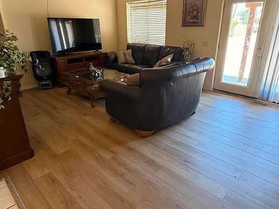 3rd image of 1787 N Terrace Circle
