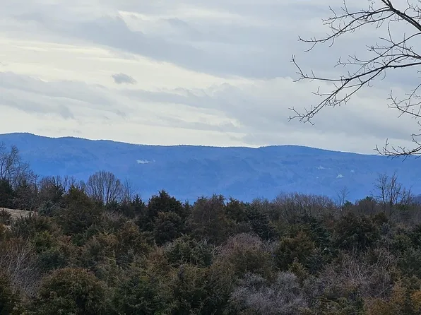 5 Berry Farm Rd #5.8 acres, Staunton, VA 24401