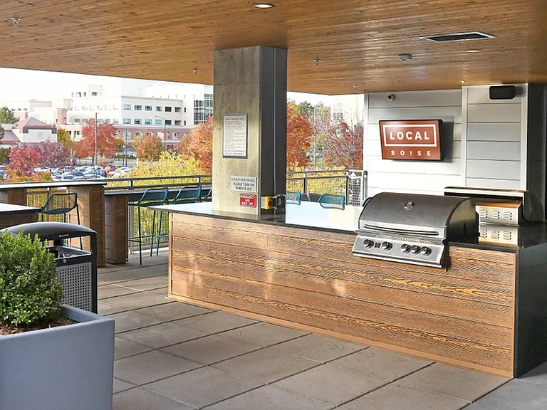 LOCAL Natural Gas Grills