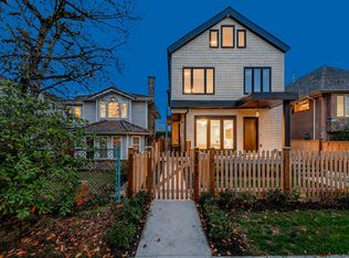 2917 Charles St, Vancouver, BC V5K5G2