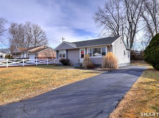 46 Aircraft Rd, West Haven, CT 06516
