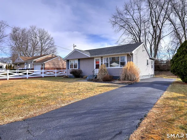 46 Aircraft Road, West Haven, CT 06516