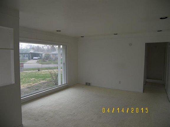 4th image of 1843 Carol Ann Ave
