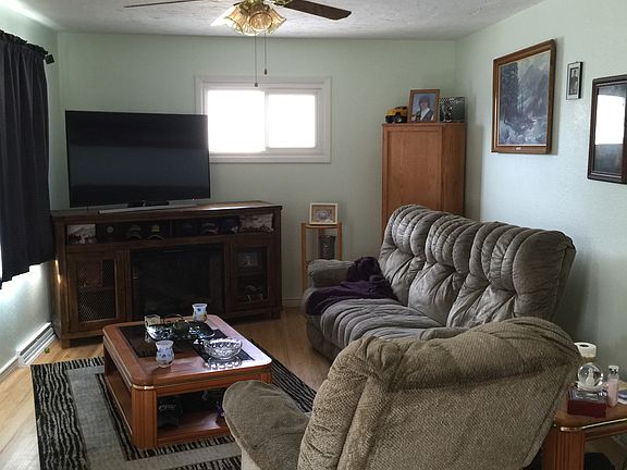 2nd image of 501 27th Ave NE