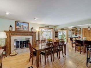 8833 Greenhill Ln, Greendale, WI 53129