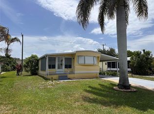 7388 SE Swan Ave, Hobe Sound, FL 33455