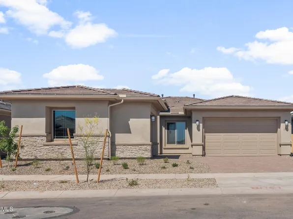 754 W FLATIRON Trail, Apache Junction, AZ 85120