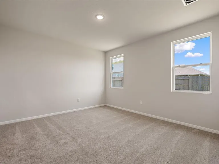 113 Coleto Trl — Photo 32
