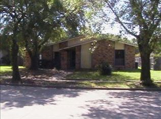 6318 N Jim Miller Rd, Dallas, TX 75228