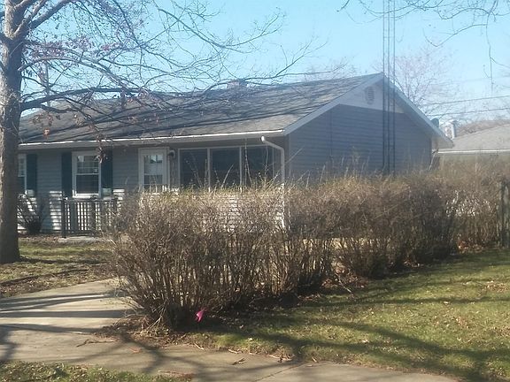 4th image of 101 Fairlane Dr