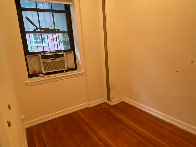 35 Orange St #1D — Photo 8