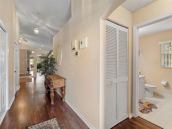 5th image of 4962 NW 54th Avenue