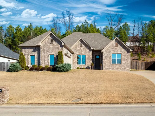 18912 Lochridge Dr, Little Rock, AR 72210