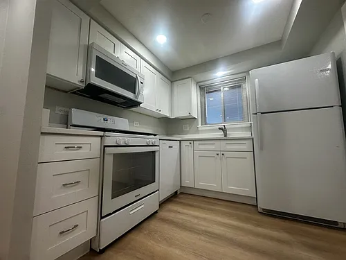 6317 N Milwaukee Ave #3B Photo 1 6317 N Milwaukee Ave #3B Photo 1