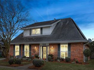 3228 Lake Trail Dr, Metairie, LA 70003