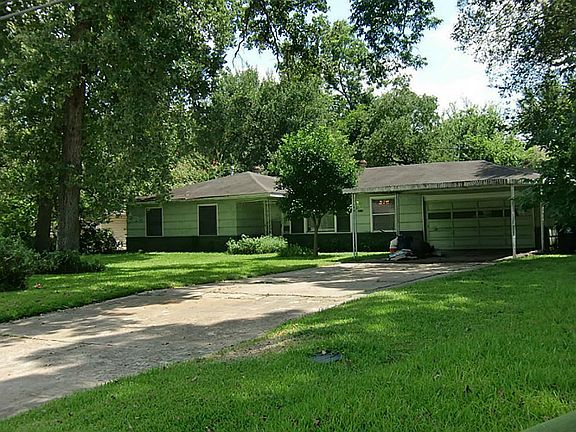 2nd image of 3713 Brookwoods Dr