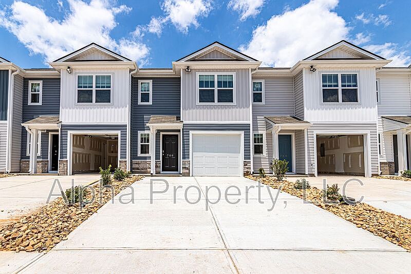 1st image of 766 Embark Cir