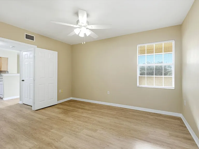 1015 Villagio Cir #202 — Photo 18