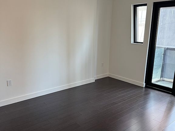 5th image of 7 E 30th St APT 17B