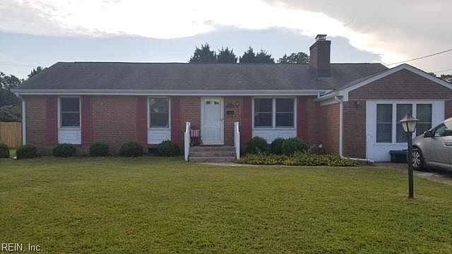 1st image of 4 Calvert Dr