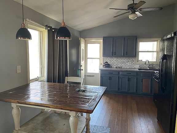 4th image of 2813 Forest Glen Pkwy