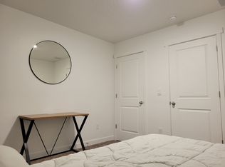 1061 E Dory Boat Rd, Saratoga Springs, UT 84045