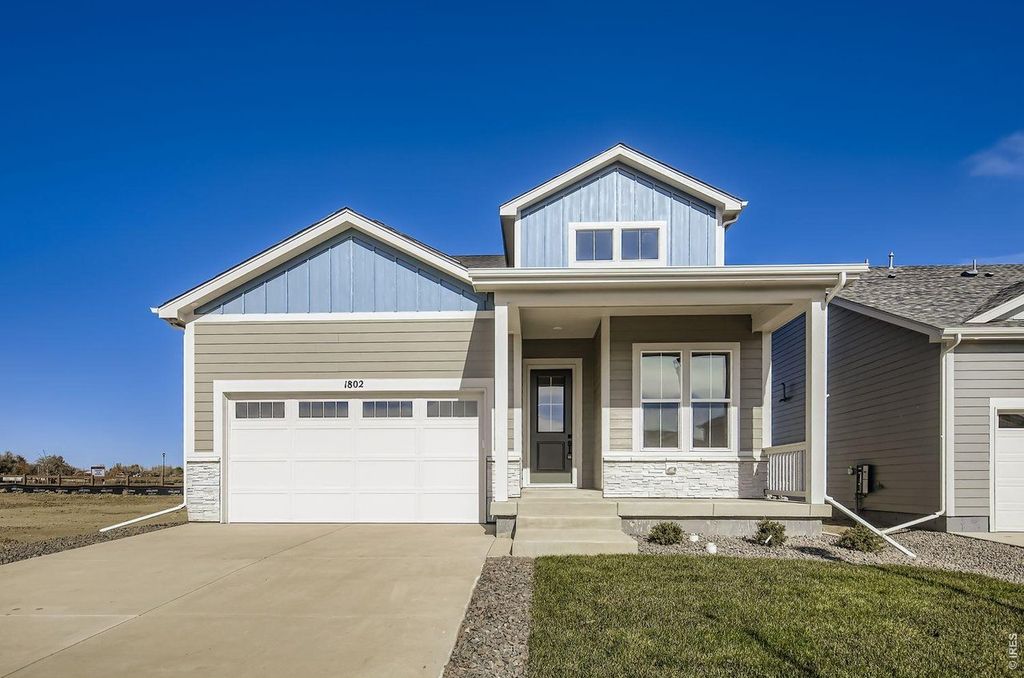 1802 Cord Grass Dr