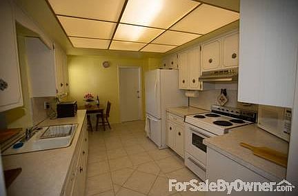 3rd image of 226 SE 2nd St