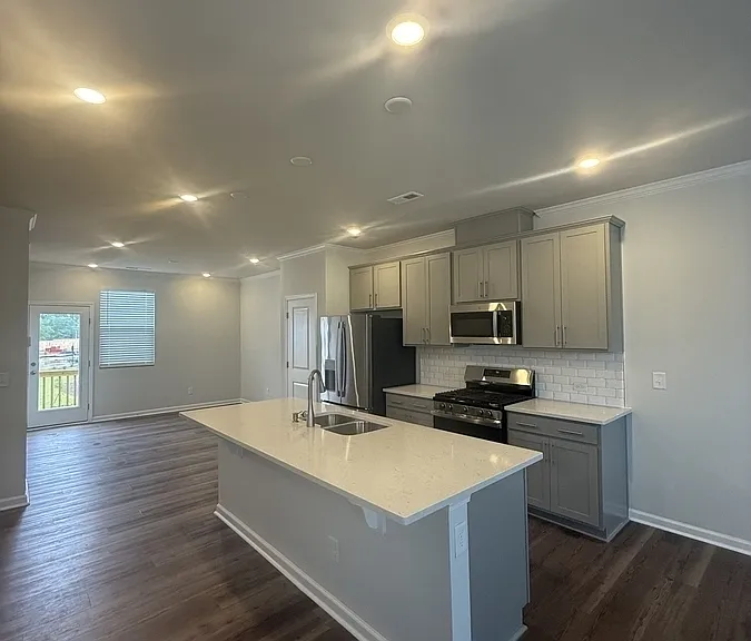 539 Deercroft Dr #1 — Photo 4