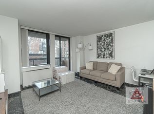 300 E 62nd St APT 501, New York, NY