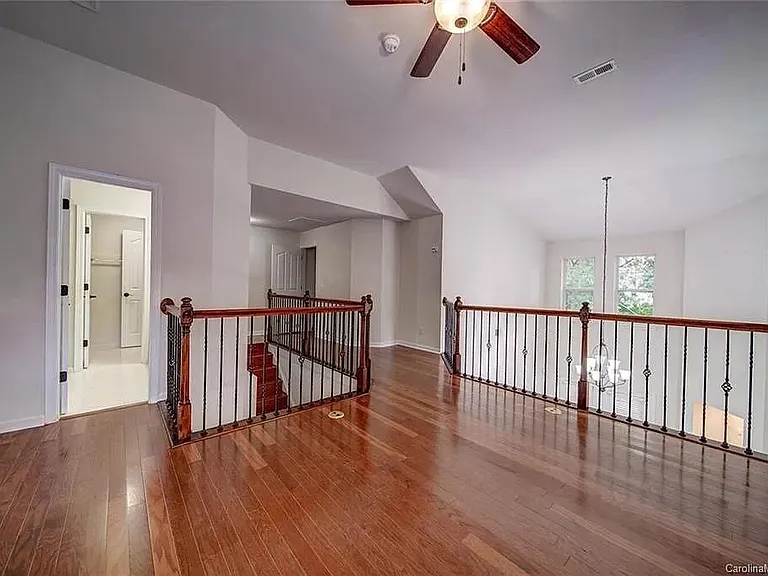 10947 Princeton Village Dr — Photo 19
