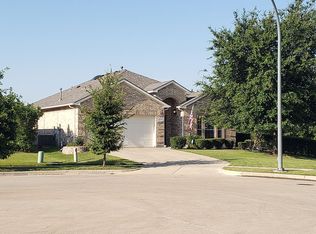 1908 Kristen Ct, Fort Worth, TX 76131